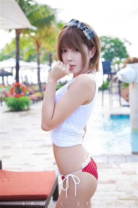 the iskandaloso group the cutest and sexiest asians heo yun mi smoking hot photos