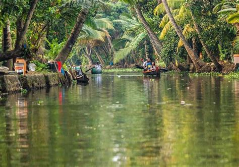 About Alleppey Karthi Travels