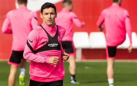 Jesús Navas Renueva Con El Sevilla Hasta Junio De 2024 Estadio Deportivo