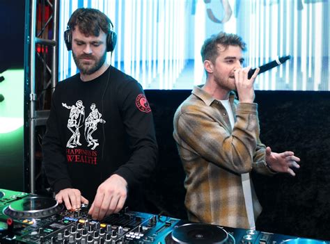The Chainsmokers From Musicians Performing Live On Stage E News