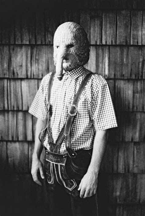 Da es bei den rettungskräften an mundschutzen mangelte, haben sie einen aufruf gestartet. 10 spektakuläre DJ-Kostüme für eure Halloween-Party