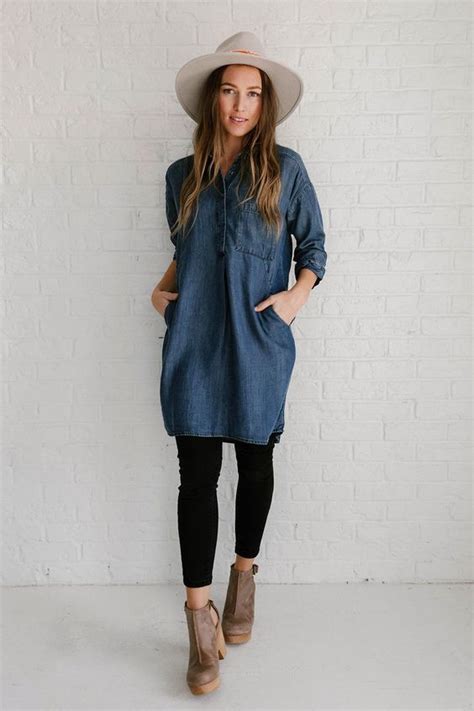Trendy Denim Dress With Legging Fashion Looks For This Winter