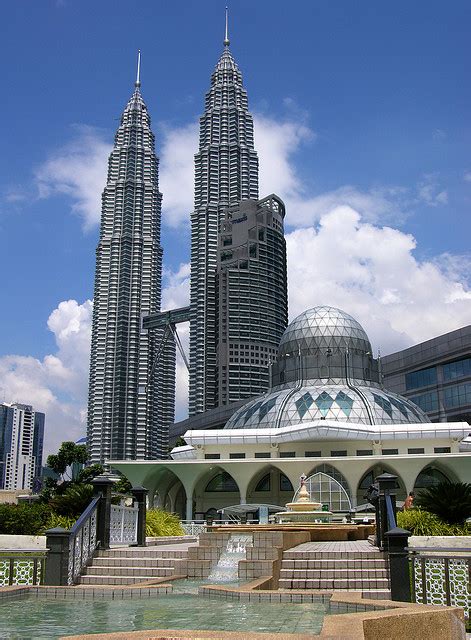 Klcc stands for kuala lumpur city centre and klcc park is indeed in the heart of the city, at the foot of the monumental petronas twin towers. Key Kuala Lumpur Landmarks