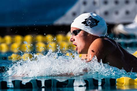 3x olympic champion (100m backstroke, 200m, 400m mixed). Katinka Hosszu Breaks Own Championship Record in 400 IM At ...