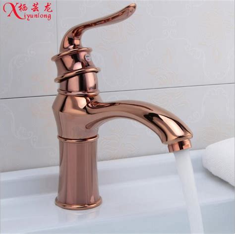 Add this to your kitchen and i bet your friends will be jealous 😘 its decor and function all bundled up into one beautiful set! Vintage home decor European villa full copper rose gold ...