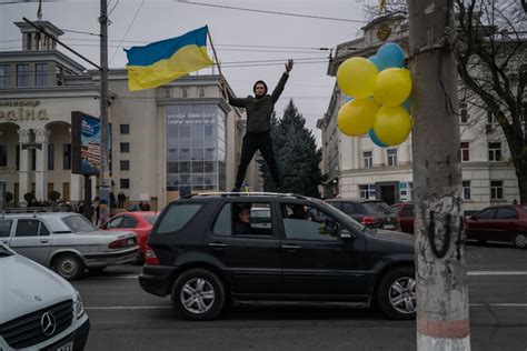 Kherson Residents Celebrate Liberation And Describe Trauma Of Occupation The Washington Post