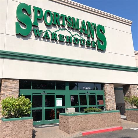 Sportsman's warehouse holiday hours ~ open or closed today? Sportsman's Warehouse - 3 tips