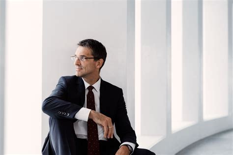 Christiana riley, bernd leukert und stefan simon werden zu neuen vorständen. Porträts Bernd Leukert, Vorstand Deutsche Bank AG - Mario ...