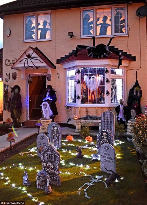 Einfach bequem bei otto bestellen! Thought festive homes were a horror? Look at the new fad ...
