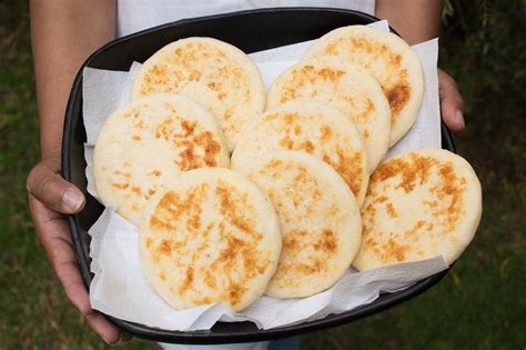 The Difference Between Colombian And Venezuelan Arepas