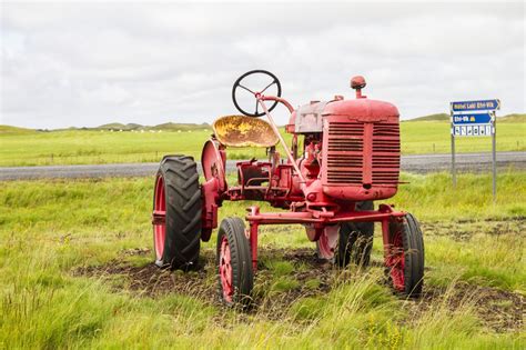 Images Gratuites Herbe Tracteur Champ Ferme Pelouse Prairie