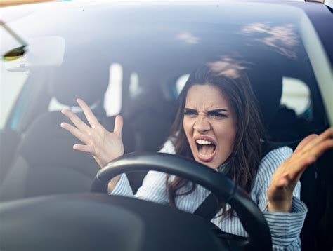 Roadside Frustrations 8 Most Annoying Habits Of Other Drivers