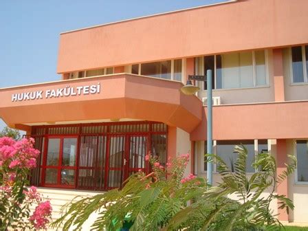 Akdeniz üniversitesi güzel sanatlar fakültesi tarafından 15 temmuz temalı 'uluslararası jürili. Akdeniz üniversitesi tanıtımı