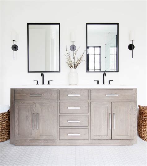 Choosing The Best Bathroom Vanity Mirror Plank And Pillow