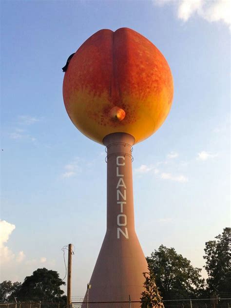 Peach Water Tower Clanton Al Water Tower Peach Water Roadside