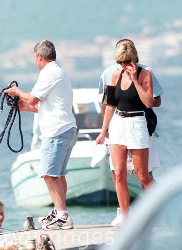 Princess Diana Holiday In St Tropez France Aug Princess Diana And Dodi Diana Dodi