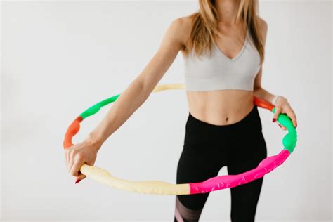 Hula Hoop Workout So Trainierst Du Deine Körpermitte Im Hüftumdrehen
