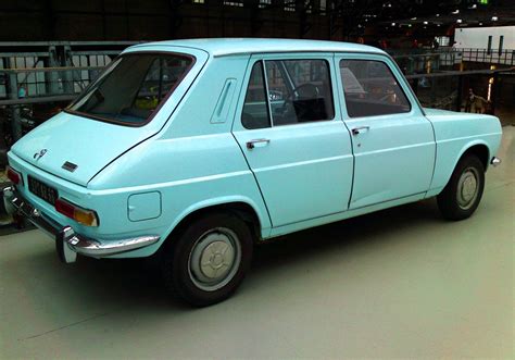 Vintage And Classic Car Spotting In Streets Of London 1960s Simca 1000f