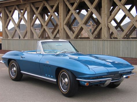 1965 Chevrolet Corvette C2 Sting Ray Convertible Classic Muscle