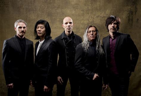 'eat the elephant' exhibits many familiar apc elements while also incorporating a slew of modern stylistic influences that many fans may find surprising or even polarizing. ヘヴィ・ロック界のスーパー・バンド A PERFECT CIRCLE、4/20に14年ぶりとなるニュー・アルバム ...