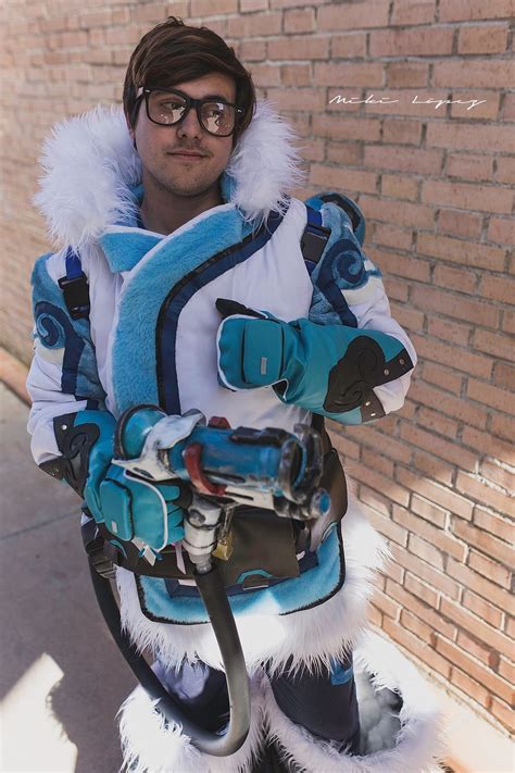 Mei Male Cosplay From Overwatch Callie Cosplay Amazing Cosplay