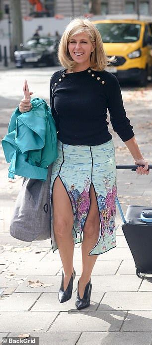 Kate Garraway Looks Sensational As She Flaunts Her Super Toned Legs In