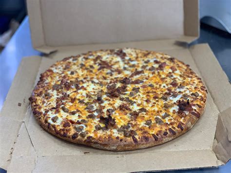 Beautifully Made Beef Bacon And Cheddar Pizza Rdominos