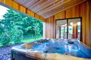 Romantic cabin getaways with hot tubs. Romantic Cottages for two with a Hot Tub | Romantic Retreats