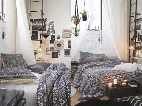 Bohemian Comforter With Interior Design Style Kitsch