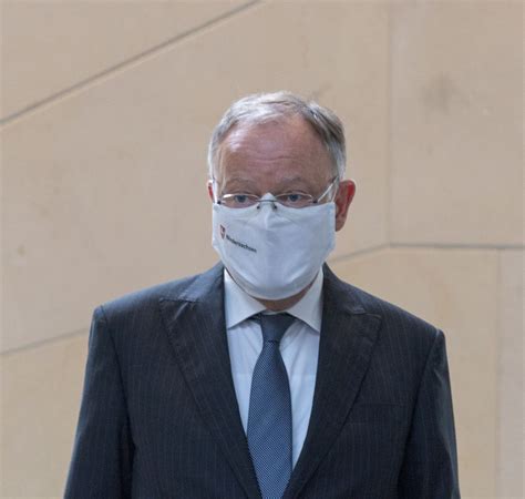 Check spelling or type a new query. Niedersachsens Ministerpräsident fordert Stiko bei Impf ...