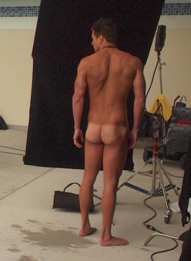 GAY MANS PLEASURE NATHAN ADRIAN IS NAKED