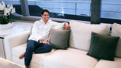Er wohnt mit den eltern zu hause im palma de mallorca. Rafael Nadal präsentiert seine neue Yacht auf Mallorca