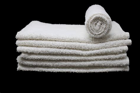 Prestige Collection Hand Towel 15x25 White Diamond Towel