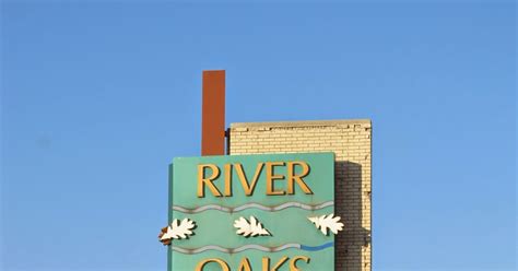 Nearby schools in calumet city. Trip to the Mall: River Oaks Center- (Calumet City, IL)