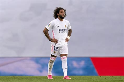 marcelo wants to stay with real madrid report managing madrid