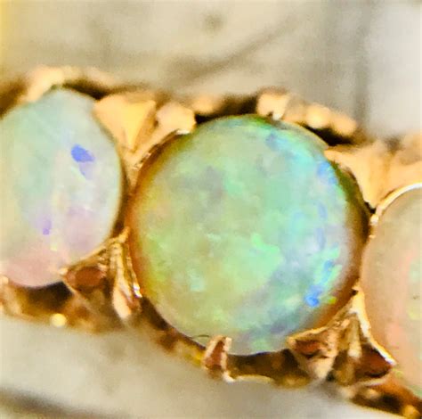 Fabulous Antique Ct Gold Opal Ring In Excellent Condition