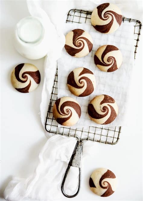 Chocolate Vanilla Swirl Cookies Chocolate Cookies Desserts Biscuit