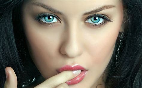 1920x1200 Women Model Brunette Face Long Hair Looking At Viewer Finger In Mouth Blue Eyes Dark
