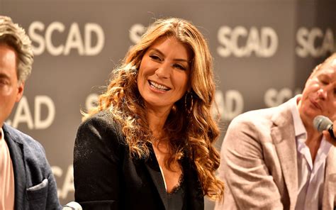 Genevieve Gorder The Trading Spaces Designer Reveals Her Battle With Lyme Disease Parade