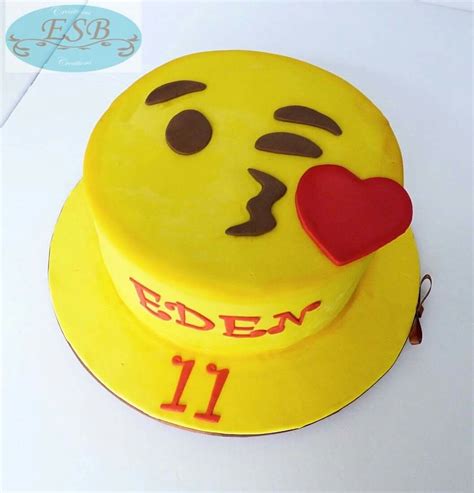 Fun Kissing Emoji Cake Makes For A Fun Birthday Party