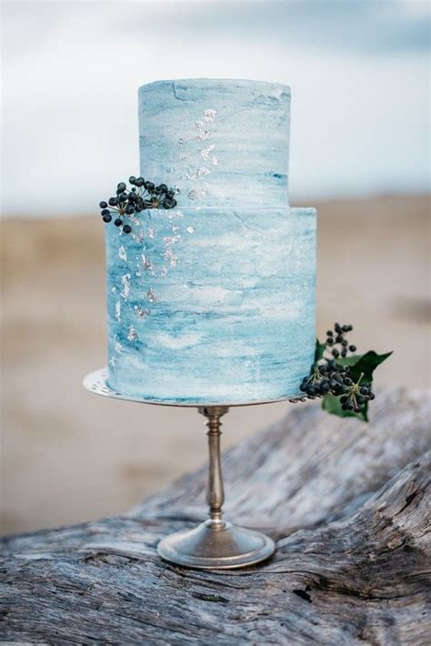 Blue tiffany wedding cake designs pay homage to the famed jewellery store in the movie breakfast at tiffany's. 38 Elegant Blue Wedding Cake Ideas You Will Like - ChicWedd