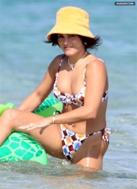 Vanessa Hudgens Pussy Wearing Bikini In Sardinia Jul Nudbay