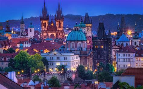 壁紙 プラハ、チェコ共和国、夜、都市、建物、ライト 2880x1800 hd 無料のデスクトップの背景 画像