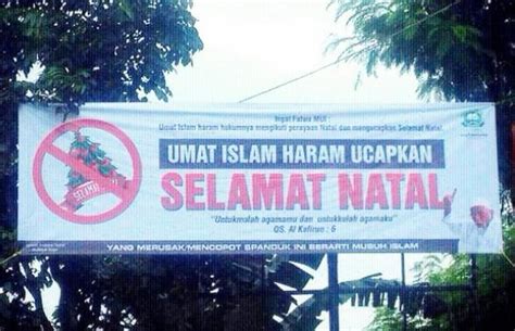 Gratis untuk komersial tidak perlu kredit bebas hak cipta. Contoh Baliho Perayaan Natal - desain banner kekinian