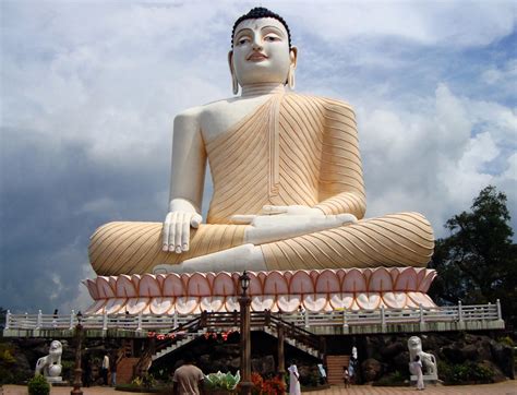 The symbolic gestures (mudras) through the iconography of buddha image to evoke particular ideas during buddhist meditation or rituals. Famous Statues of Buddha Depicting 10 Mudras or Hand ...