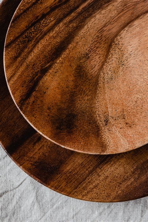 5k Free Download Brown Round Wooden Table On White And Gray Textile
