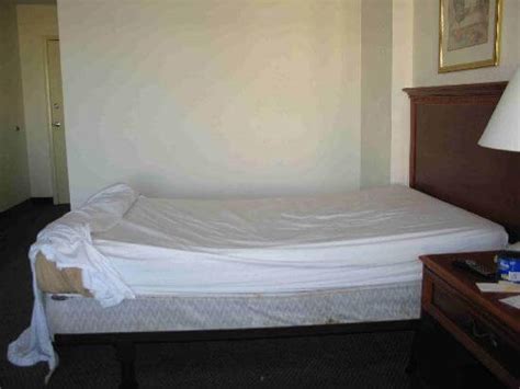 10 Ways You Tell Your Mattress Is Worn Out Stl Beds St Louis Mo