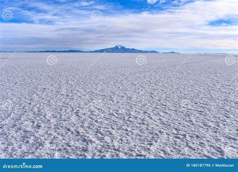 The Salar De Uyuni The Worlds Largest Salt Flats Uyuni Potosi