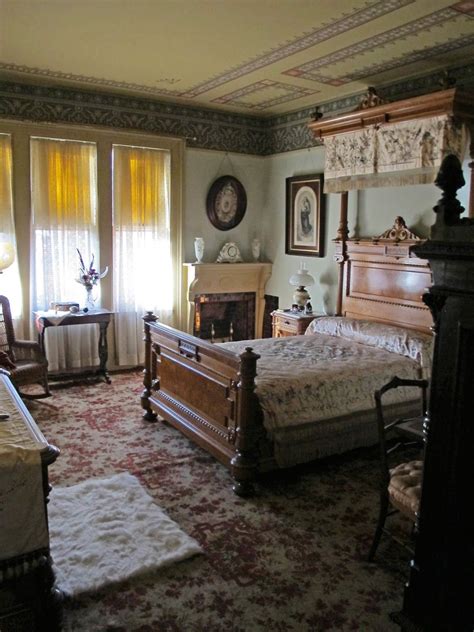Joan shenton speaks to mrs. Pin by Kaylene Nelson on Мебель | Victorian home decor ...