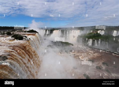Iguazu Falls Argentina Brazil Stock Photo Alamy